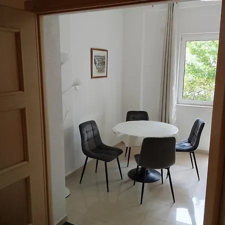 Apartament Trubi 1 *