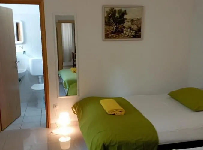 Trubi 1 Apartamento Vodice